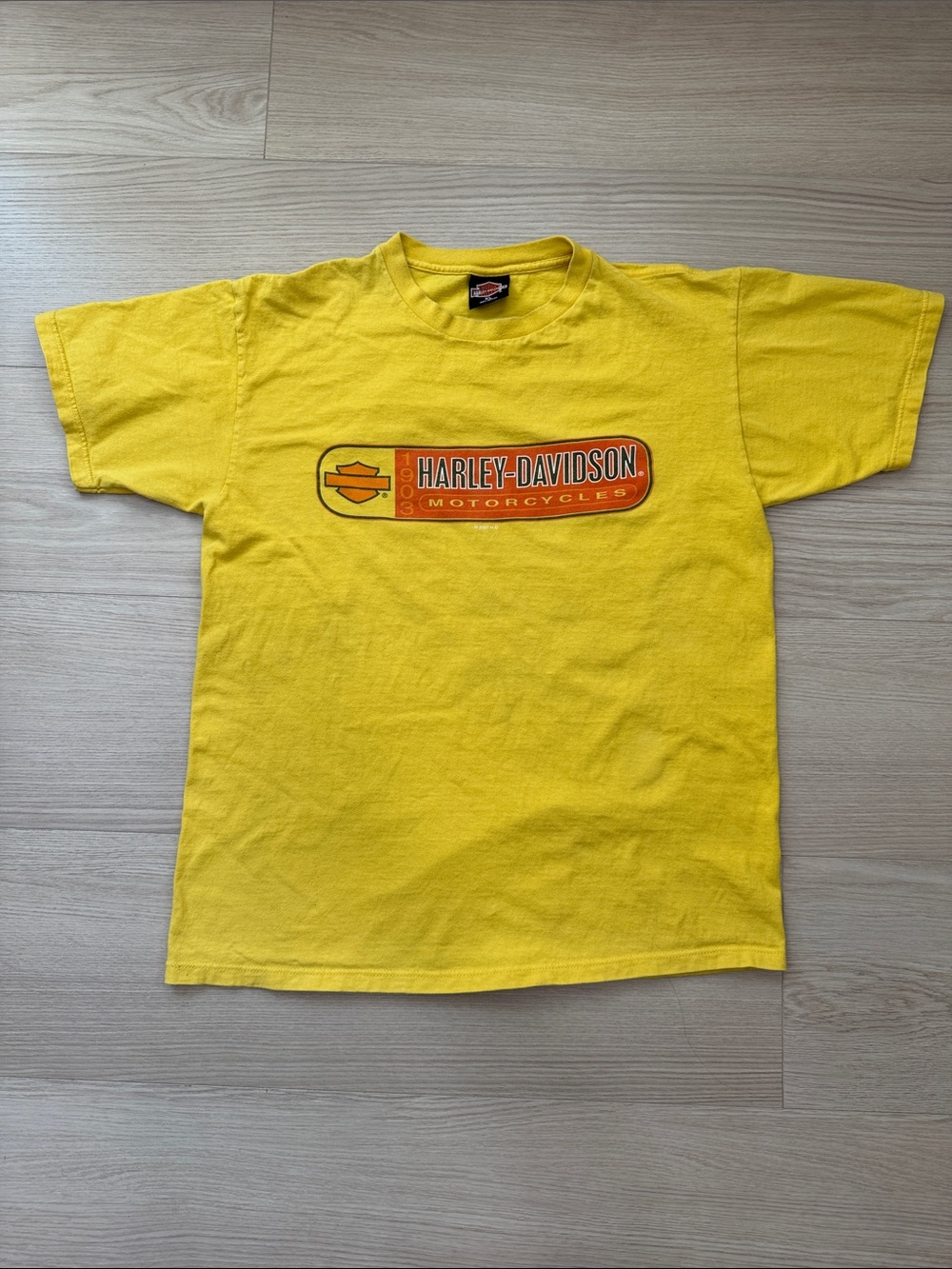 Vintage 2001 Harley Davidson T Shirt XL Fresno CA Mathews Yellow Graphic Tee